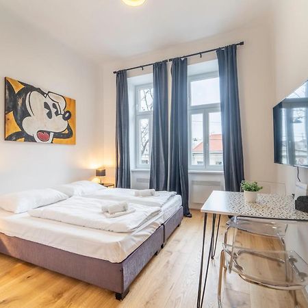 Josef'S Home I Mickey Mouse Apartment Вена Экстерьер фото